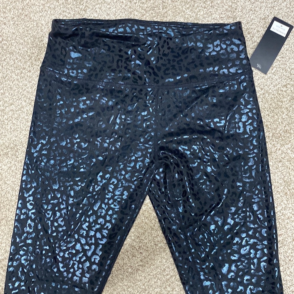 Black animal print leggings NWT